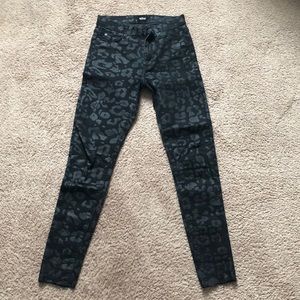 Hudson Barbara coated leopard jean